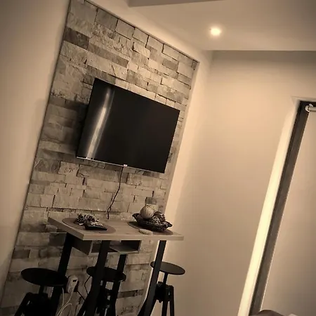 Nest Milmari Apartment