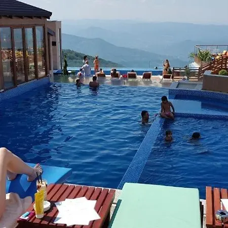Nest Milmari Apartment