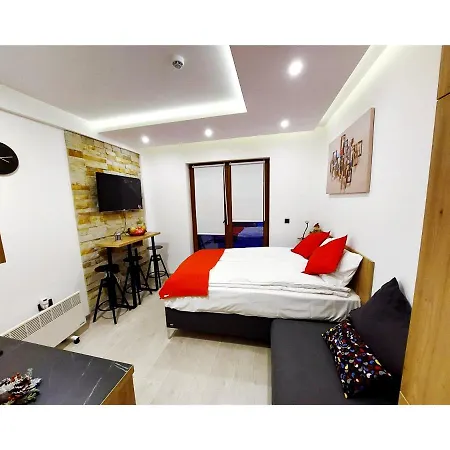 Apartmán Nest Milmari *