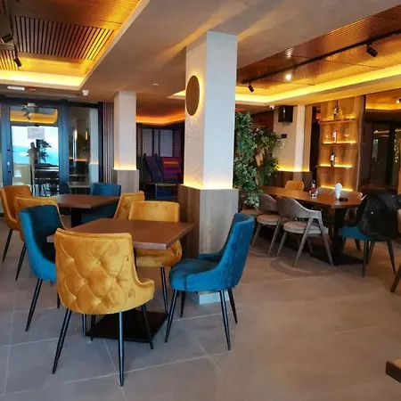 Nest Milmari Apartment *